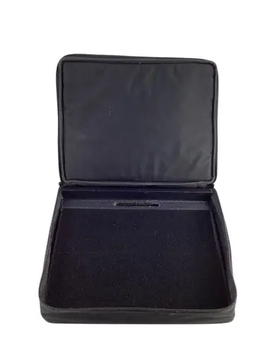 Instant Buy Used Gator PEDAL TOTE PEDAL BOARD 16.5 X 12 W/BAG Pedal Board