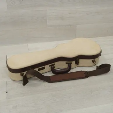 One Day Deal Used Gator GW-JM-UKE-CON Guitar Case